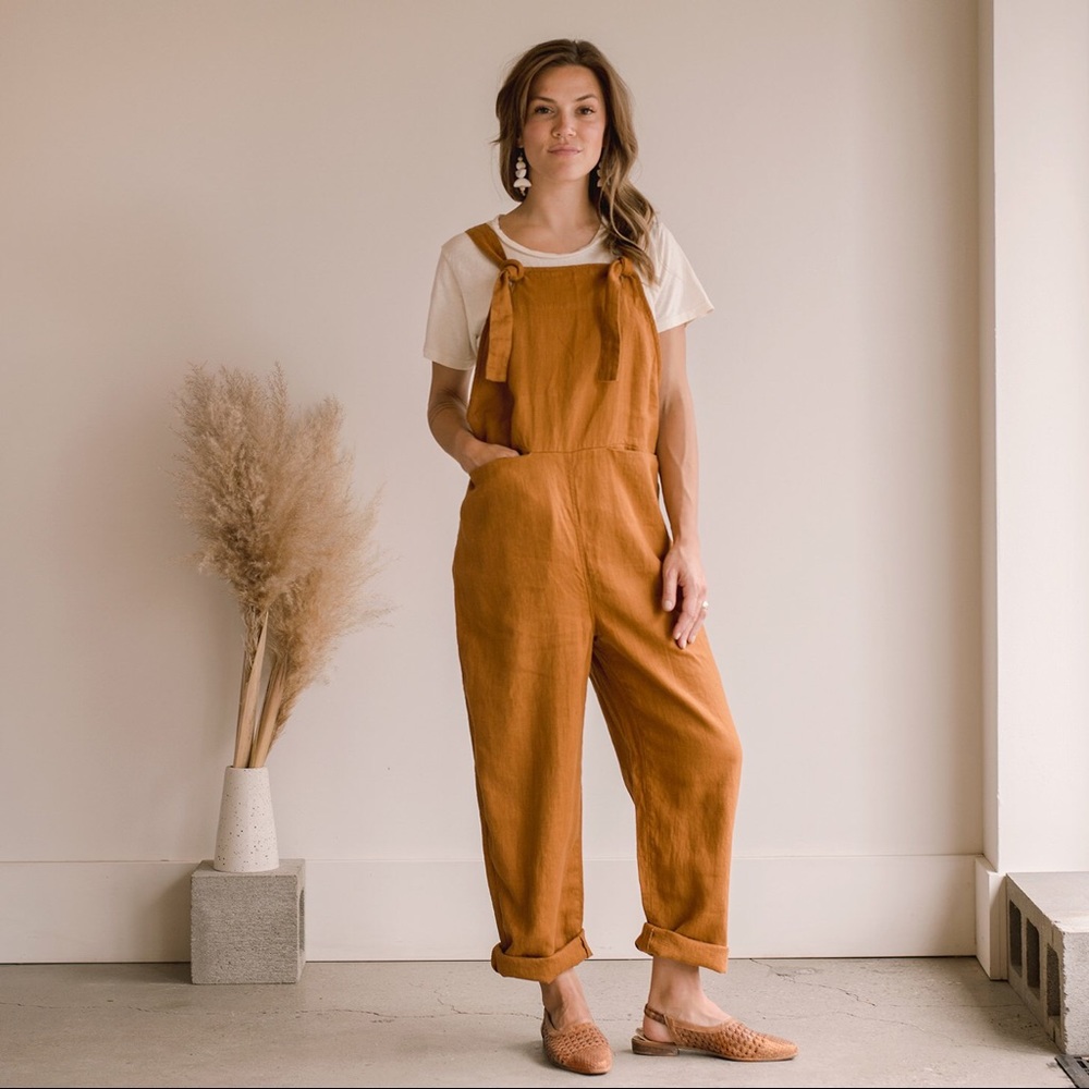 NWOT Beaton Linen Jumpsuit M